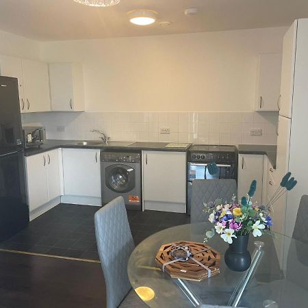 Deluxe 2-Bedroom Home Away Erith Kültér fotó